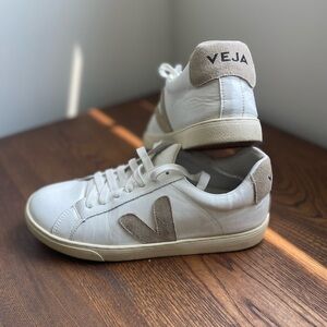Veja Sneakers